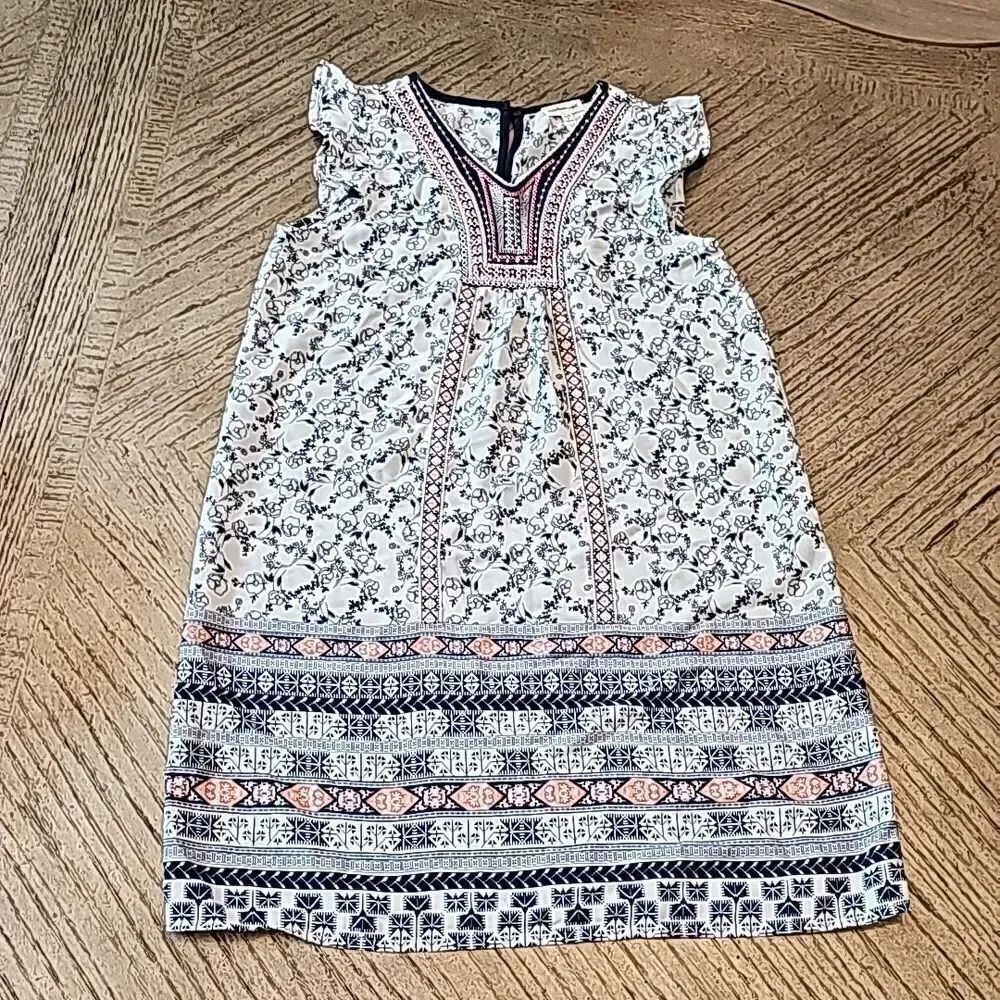 Girls size 10 floral Dress with ruffle sleeves